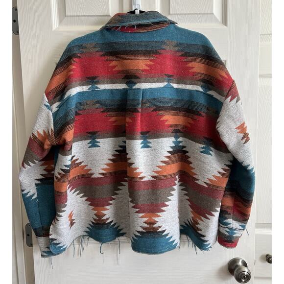 LA MIEL Women’s Aztec Southwestern Blanket Frayed Button Shacket Jacket Sz M - Picture 8 of 13